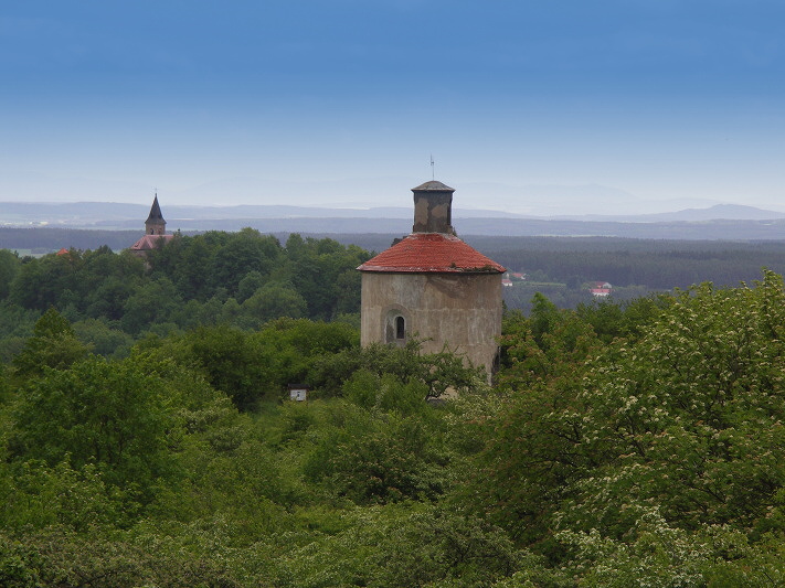 HRAD KRASÍKOV A OVČÍ VRCH - Liběna Stiebitzová