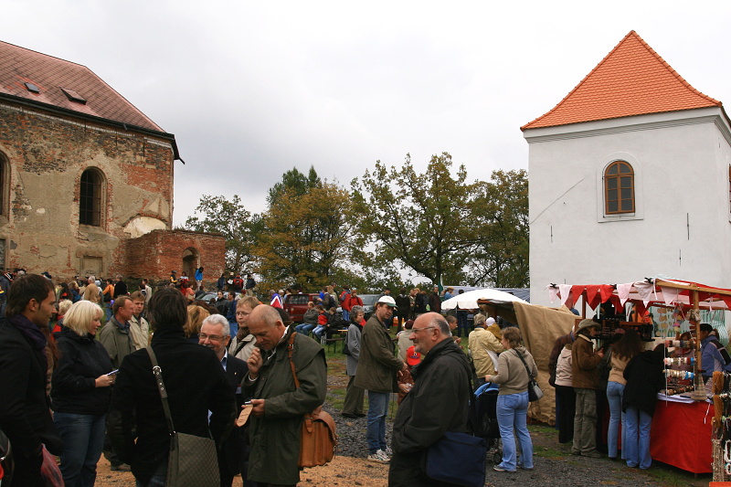 HRAD KRASÍKOV OŽIL - Liběna Stiebitzová