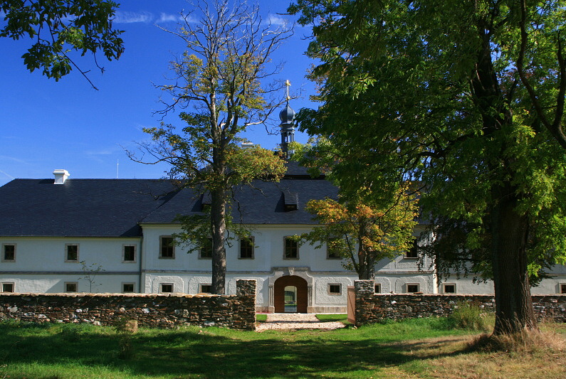 KLÁŠTER NOVÝ DVŮR - Liběna Stiebitzová