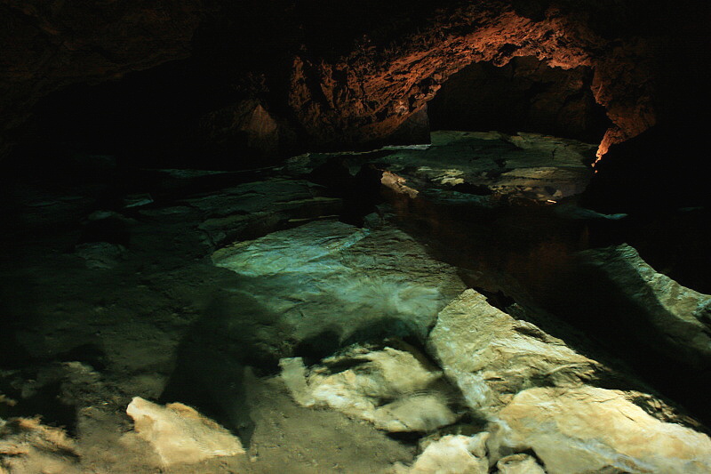 PODZEMN JEZERO - Libna Stiebitzov