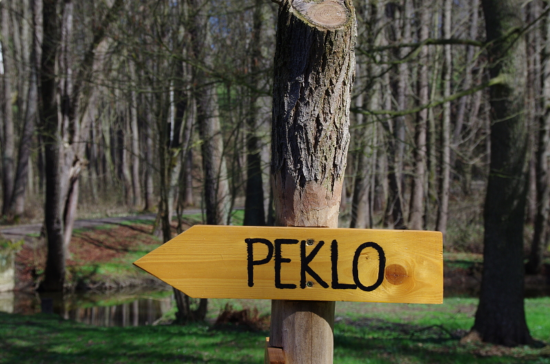 Do Pekla prosím tudy! - Liběna Stiebitzová